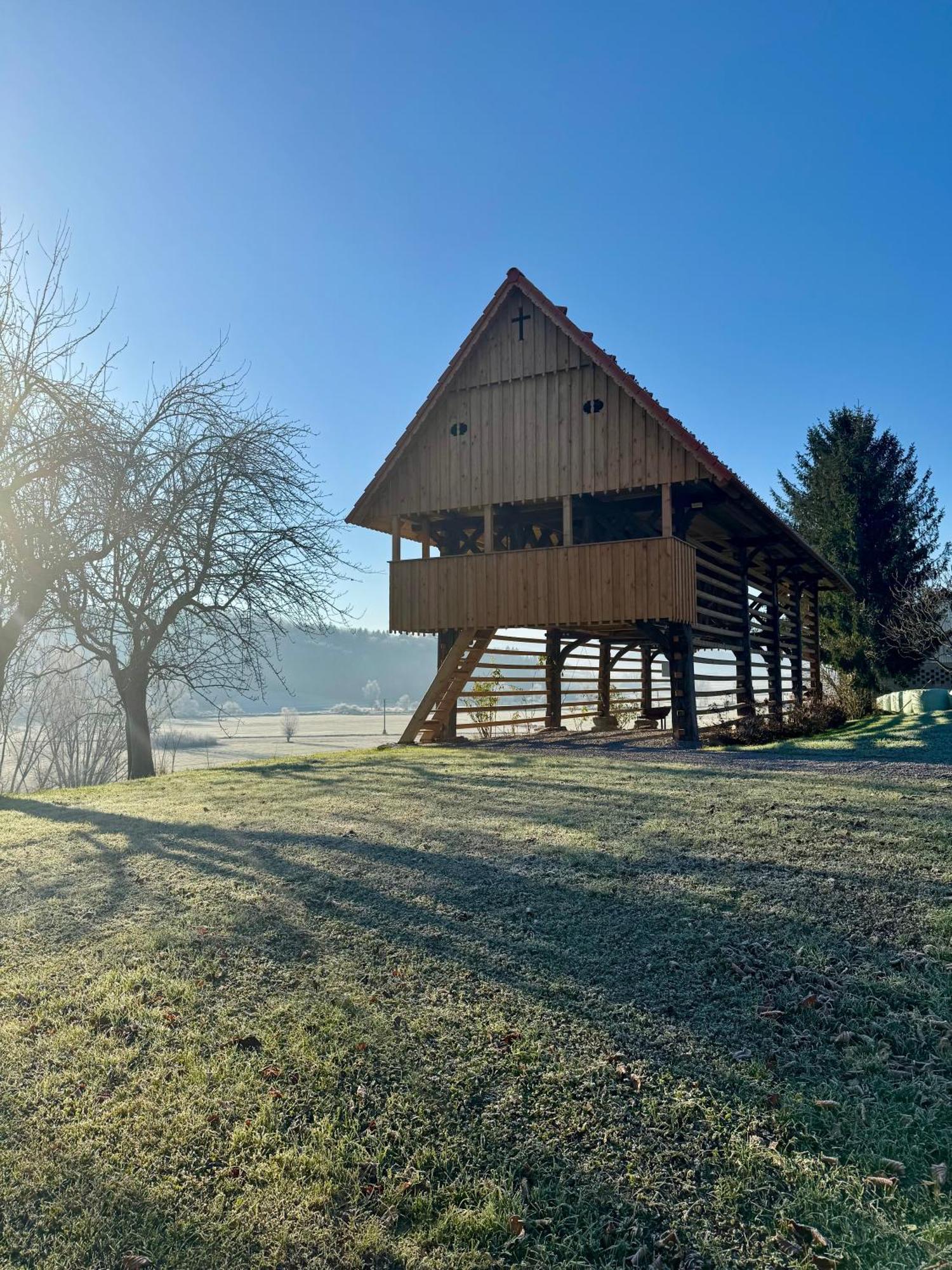 Homestead At Stefka'S Mokronog Luaran gambar